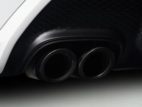 Used 2023 Porsche Macan GTS w/ Premium Package Plus image 17