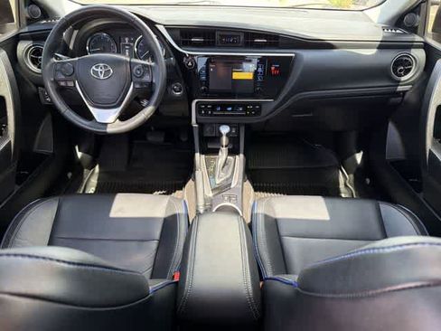 Used 2019 Toyota Corolla XSE FWD image 12