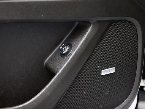 Used 2021 Chevrolet Traverse Premier w/ Redline Edition image 26