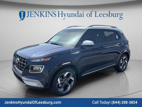 New 2026 Hyundai Venue SEL FWD image 11