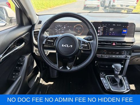 Used 2024 Kia Seltos EX AWD/4WD image 15