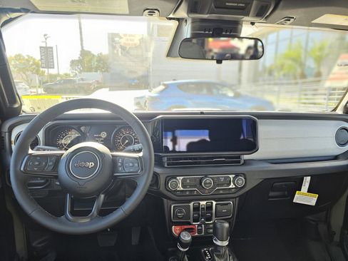 New 2026 Jeep Gladiator Willys image 25