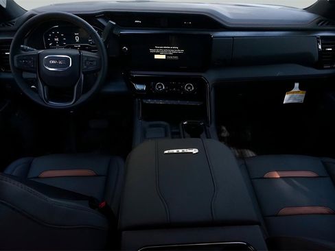 Used 2025 GMC Sierra 2500 AT4 w/ AT4 Premium Plus Package image 22