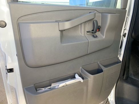 New 2025 Chevrolet Express 4500 w/ Power Convenience Package image 20