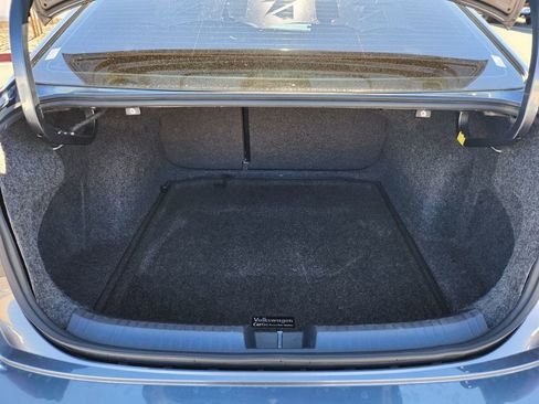 Used 2020 Volkswagen Jetta R-Line image 13