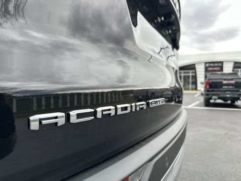 New 2026 GMC Acadia Elevation image 33