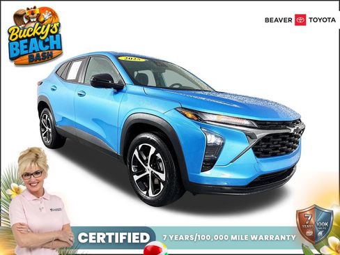 Used 2025 Chevrolet Trax RS w/ Driver Confidence Package FWD image 1