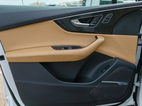 Used 2020 Audi Q7 3.0T Premium Plus w/ Premium Plus Package image 22