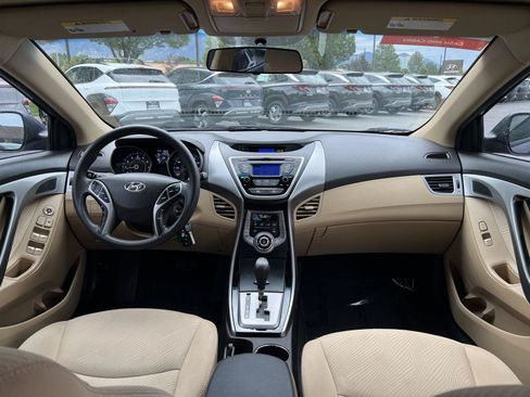 Used 2013 Hyundai Elantra GLS w/ Preferred Pkg FWD image 24