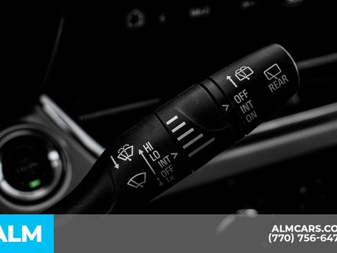 Used 2025 Chevrolet Trax LT w/ LT Convenience Package image 35