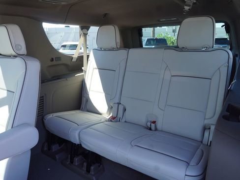 New 2026 GMC Yukon XL Denali w/ Sun & Power Step Package image 10