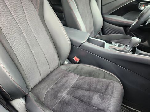 Certified 2025 Acura ADX A-Spec image 16