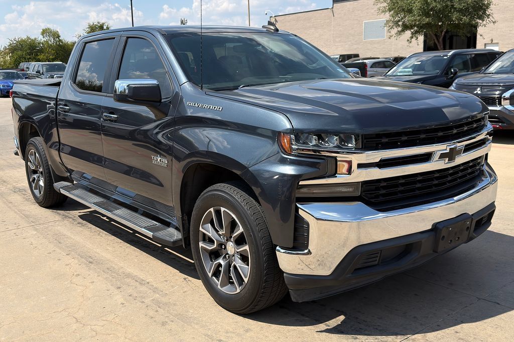 Used 2019 Chevrolet Silverado 1500 LT w/ Texas Edition RWD image 3