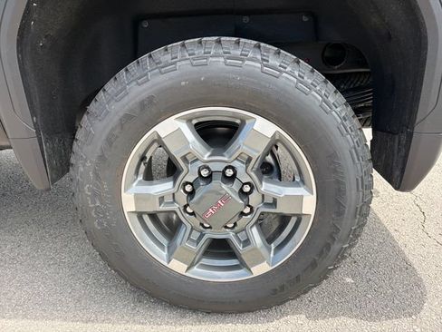 New 2026 GMC Sierra 2500 SLT w/ SLT Premium Package AWD/4WD image 25
