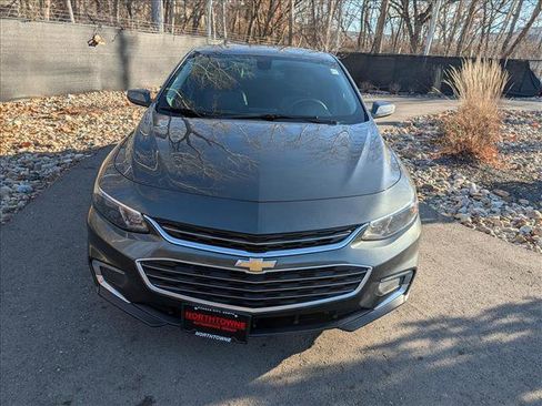 Used 2016 Chevrolet Malibu LT w/ Leather Package image 8