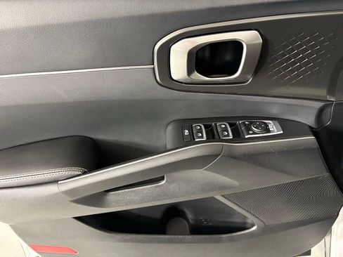 New 2026 Kia Sorento LX image 18