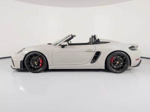 Certified 2021 Porsche 718 Boxster Spyder RWD image 2