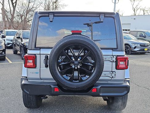 Used 2021 Jeep Wrangler Unlimited Sahara w/ Cold Weather Group image 5