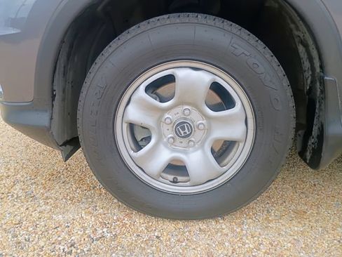 Used 2015 Honda CR-V LX image 18