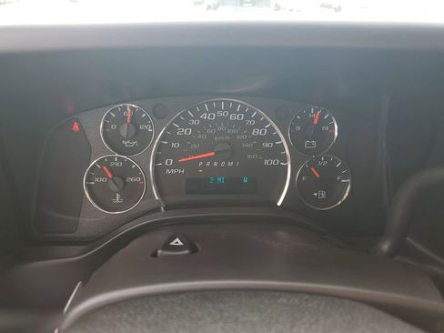 New 2025 Chevrolet Express 3500 w/ Driver Convenience Package image 26