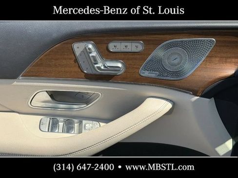 Used 2020 Mercedes-Benz GLS 450 4MATIC image 17