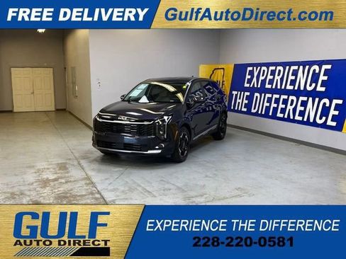 Used 2026 Kia Sportage EX FWD image 4