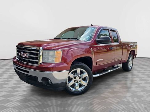 Used 2013 GMC Sierra 1500 SLE w/ SLE Preferred Package RWD image 1