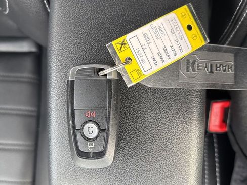 Used 2022 Ford EcoSport Titanium image 36