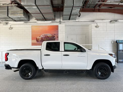 Used 2023 Chevrolet Colorado W/T w/ Advanced Trailering Package RWD image 10