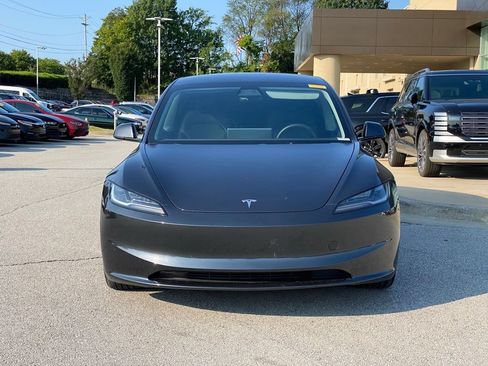 Used 2024 Tesla Model 3 Long Range RWD image 2