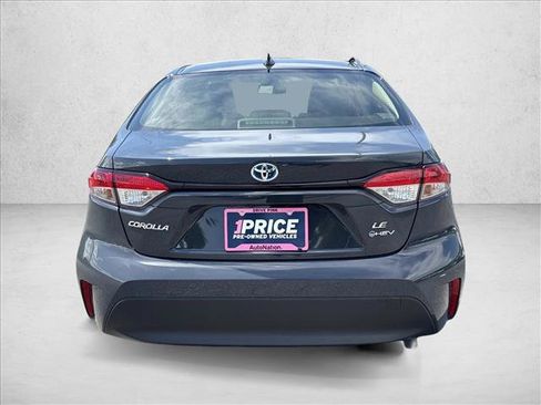 Certified 2025 Toyota Corolla LE FWD image 5