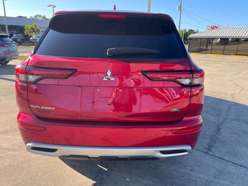 Used 2022 Mitsubishi Outlander SEL image 4