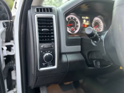 Used 2019 RAM 1500 Classic SLT w/ Protection Group AWD/4WD image 20