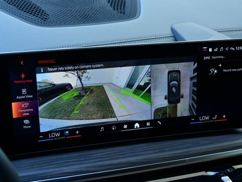 New 2026 BMW X7 xDrive40i w/ Executive Package image 15