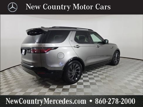 Used 2022 Land Rover Discovery HSE R-Dynamic image 9