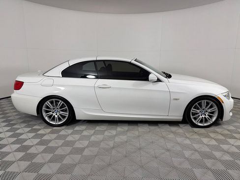 Used 2012 BMW 335i Convertible w/ M Sport Pkg image 13