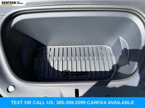 Used 2023 Tesla Model Y Long Range AWD/4WD image 32