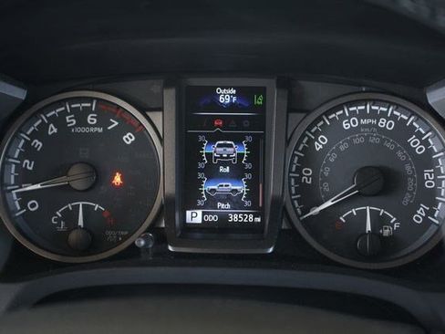 Used 2022 Toyota Tacoma 4x4 Double Cab image 16