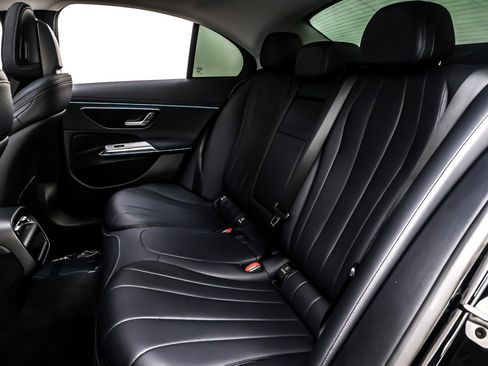 Certified 2025 Mercedes-Benz E 350 E 350 RWD Sedan w/ Winter Package image 10