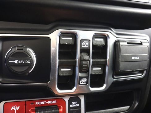 Used 2022 Jeep Wrangler Unlimited Rubicon image 23