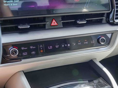 Certified 2023 Kia Sportage EX image 21