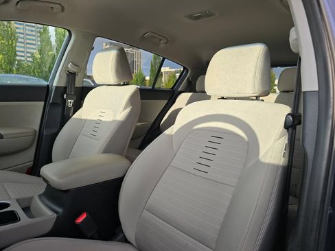 Certified 2022 Kia Sportage LX w/ LX AWD Value Edition Package image 22