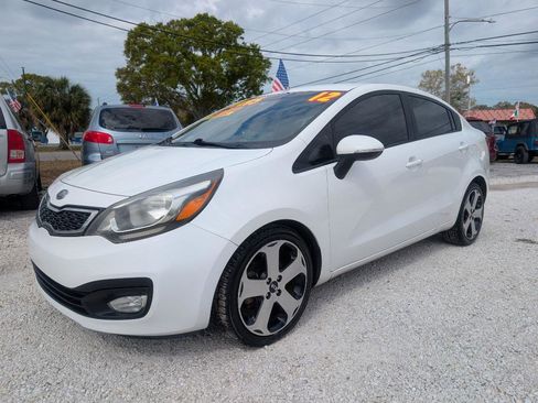 Used 2012 Kia Rio SX image 3