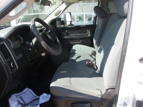 Used 2018 RAM 2500 Tradesman w/ Popular Equipment Group image 4