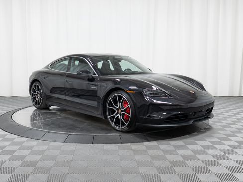 New 2026 Porsche Taycan 4S AWD/4WD image 9