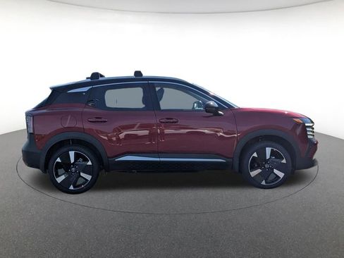 New 2026 Nissan Kicks SR w/ Cold Weather Package image 4