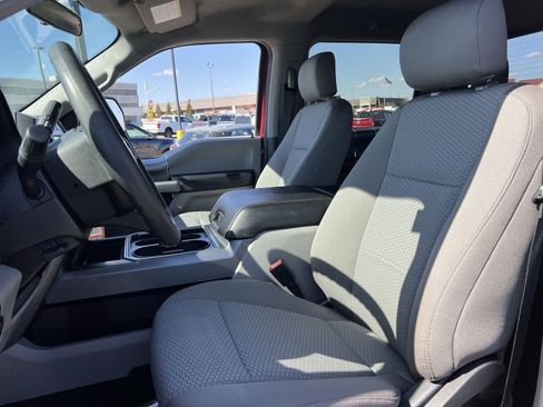 Used 2020 Ford F250 XLT w/ XLT Premium Package image 13