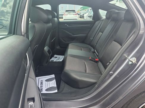 Used 2020 Honda Accord Sport image 11