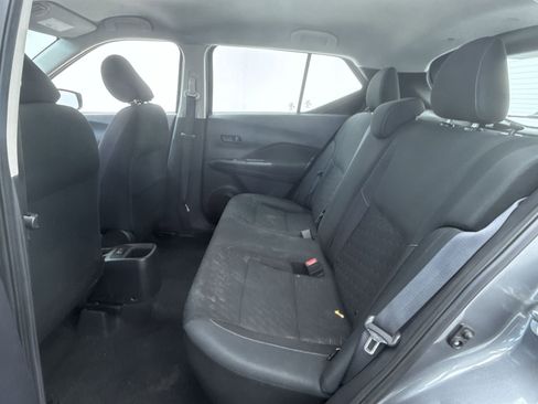 Used 2021 Nissan Kicks S image 36