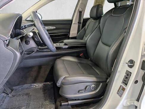 Used 2024 Genesis GV70 2.5T AWD/4WD image 16